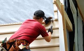 Best Vinyl Siding Installation  in Plantsville, CT